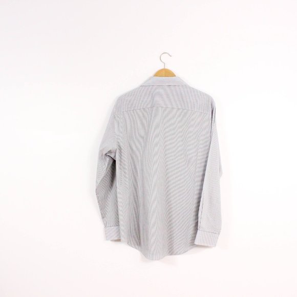 Van Heusen Long Sleeved Dress Shirt - Picture 2 of 4